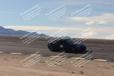 media/Jan-04-2026-SCCA SD (Sun) [[defc442887]]/4-Novice Group/Session 2 Bowl Speed Pans/